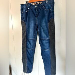 Truth Be Told Honest Jeans Size 14 Low Rise Two Tone